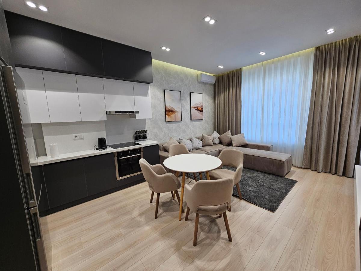 Magnificent Apartment In Nrg Oybek Tashkent Exterior photo